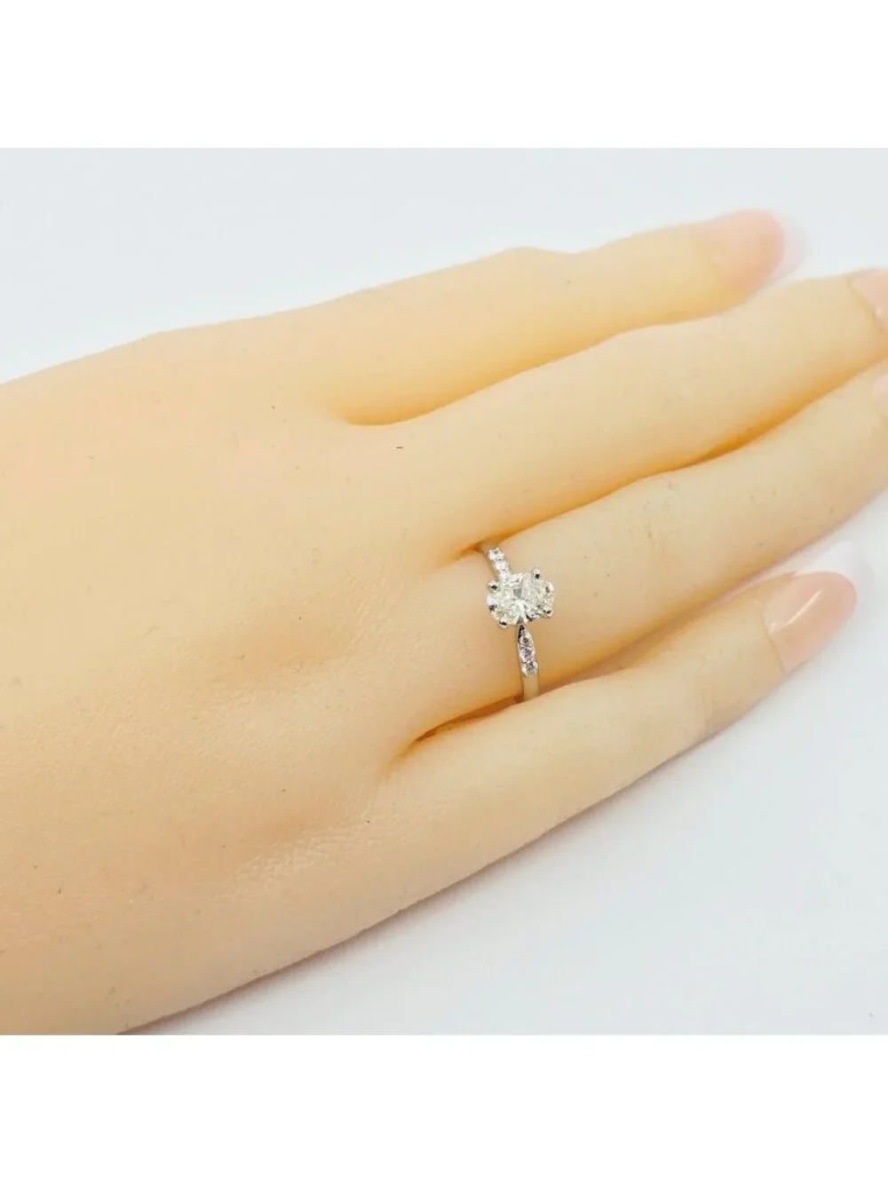 Unique 0.75ct Natural Oval Cut Solitaire Diamond Engagement 14K White Gold Ring